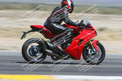 media/May-06-2024-Moto Forza (Mon) [[b33359f27d]]/3-Beginner/Session 2 Turn 11 Exit Pans/